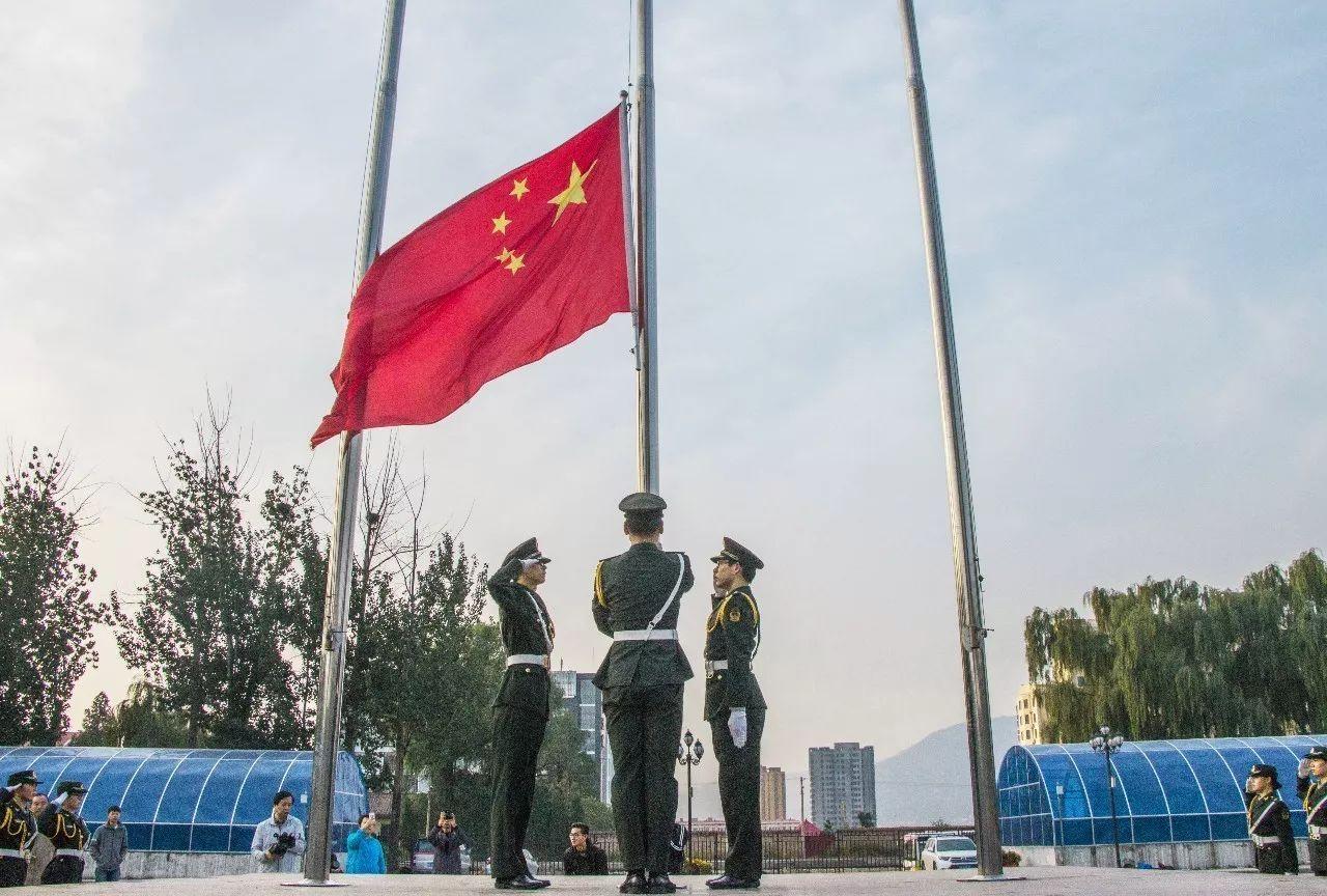 人与人之间不要表现的太过良好，是吗