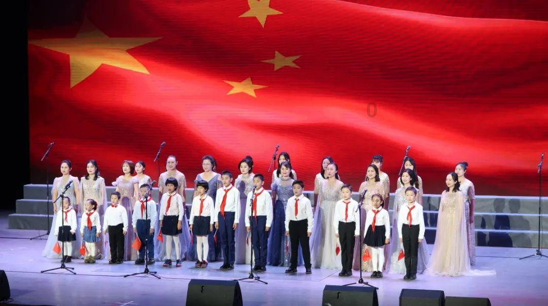 饥饿的松鼠救援